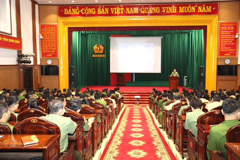 Công an tỉnh tổ chức hội nghị triển khai các phương án bảo đảm an ninh, trật tự Lễ kỷ niệm 1055 năm Nhà nước Đại Cồ Việt và Khai mạc Lễ hội Hoa Lư năm 2023