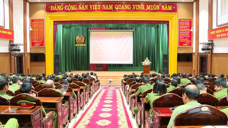 Công an tỉnh tổ chức Hội nghị triển khai phương án bảo đảm ANTT Lễ khai mạc Festival Trang An kết nối di sản - Ninh Bình năm 2022