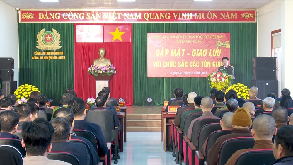 Huyện Nho Quan tổ chức gặp mặt, giao lưu với chức sắc các tôn giáo trên địa bàn