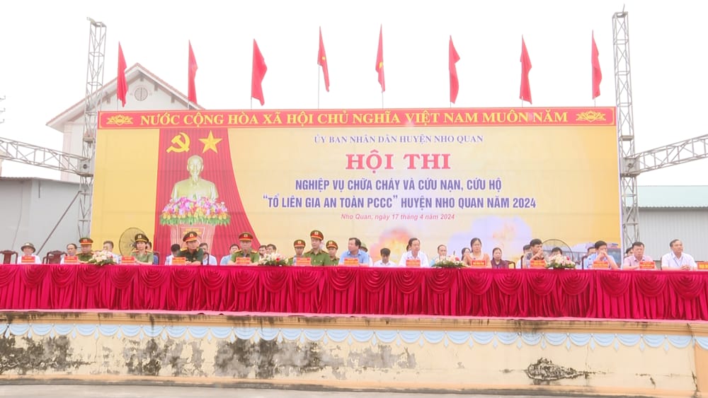 Huyện Nho Quan tổ chức Hội thi nghiệp vụ chữa cháy và cứu nạn, cứu hộ cho các “Tổ liên gia an toàn PCCC” trên địa bàn năm 2024