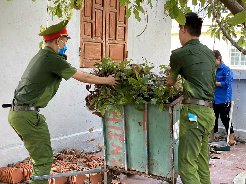 Chủ động phòng, chống dịch bệnh mùa hè tại Công an tỉnh Ninh Bình