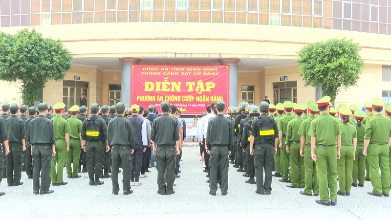 Phòng Cảnh sát Cơ động, Công an tỉnh tổ chức diễn tập phương án chống cướp ngân hàng