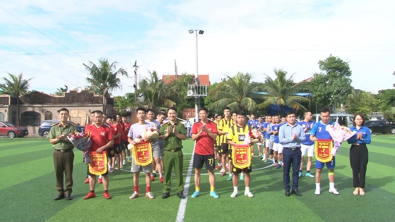 Giao lưu bóng đá chào mừng Đại hội đại biểu Đoàn TNCS Hồ Chí Minh tỉnh Ninh Bình lần thứ XIV, nhiệm kỳ 2022-2027