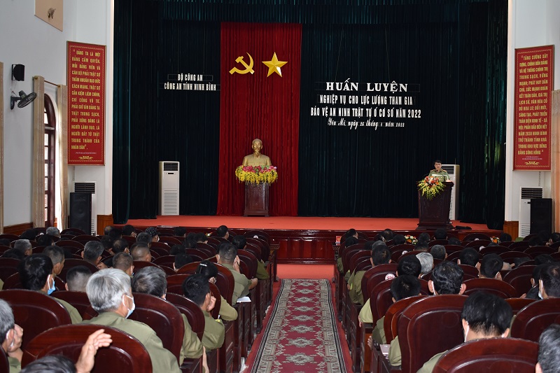 Khai giảng lớp huấn luyện nghiệp vụ cho lực lượng tham gia bảo vệ ANTT ở cơ sở năm 2022 trên địa bàn huyện Yên Mô