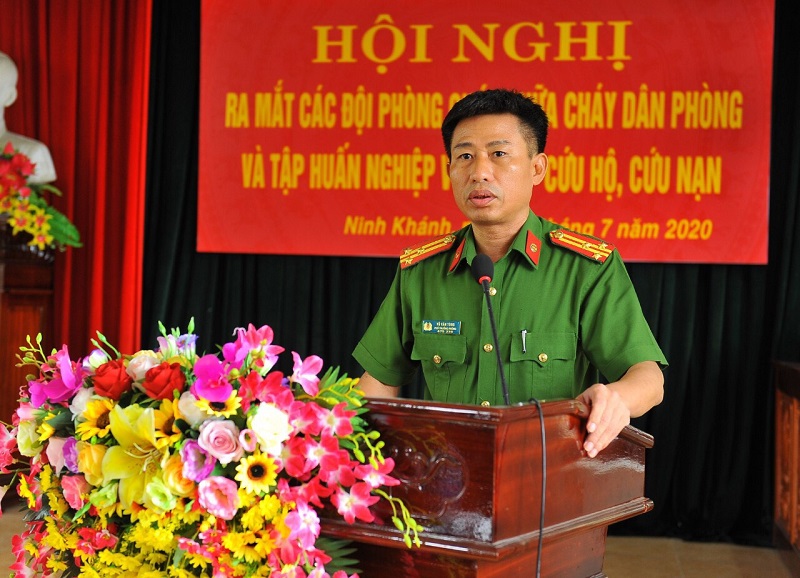 Phường Ninh Khánh, thành phố Ninh Bình  tập huấn và ra mắt 16 đội PCCC dân phòng