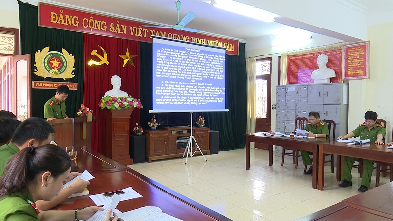 Văn phòng Cơ Quan Cảnh sát điều tra Công an tỉnh tổ chức tọa đàm hưởng ứng ngày Pháp luật nước CHXHCN Việt Nam