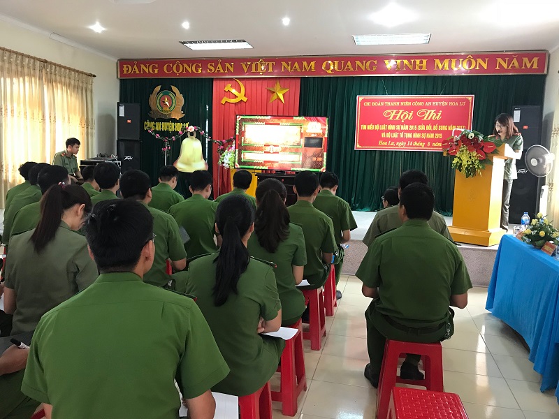 Công an huyện Hoa Lư tổ chức hội thi tìm hiểu pháp luật