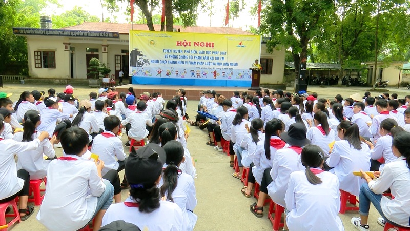 Tuyên truyền phòng chống tội phạm  tại trường THCS xã Văn Phú, huyện Nho Quan