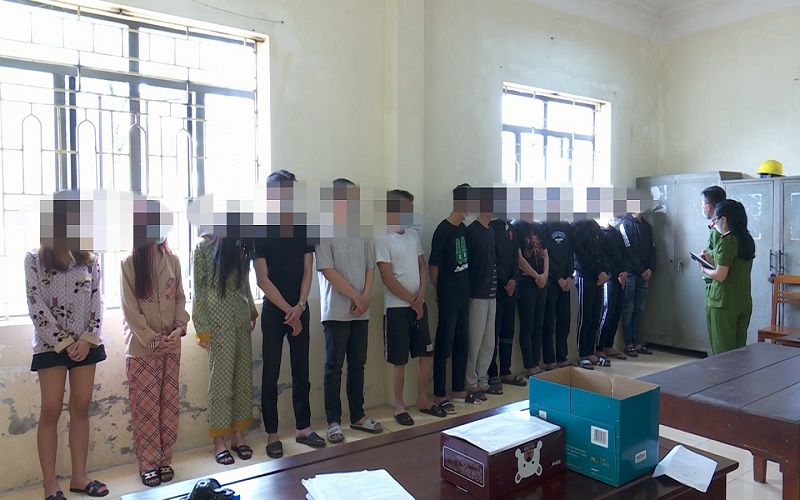 Kiểm tra, phát hiện 13 thanh niên nam, nữ sử dụng trái phép chất ma tuý tại địa bàn xã Ninh Vân, huyện Hoa Lư