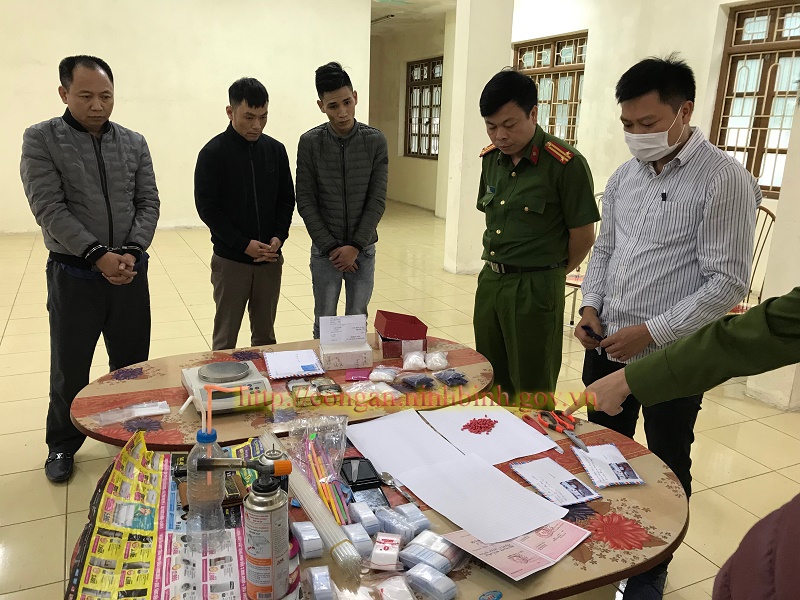 Công an thành phố Ninh Bình bắt giữ đối tượng mua bán trái phép chất ma tuý