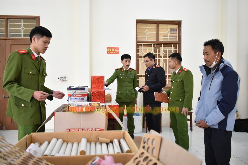 Công an huyện Kim Sơn điều tra, làm rõ vụ sản xuất, tàng trữ 16,2kg pháo