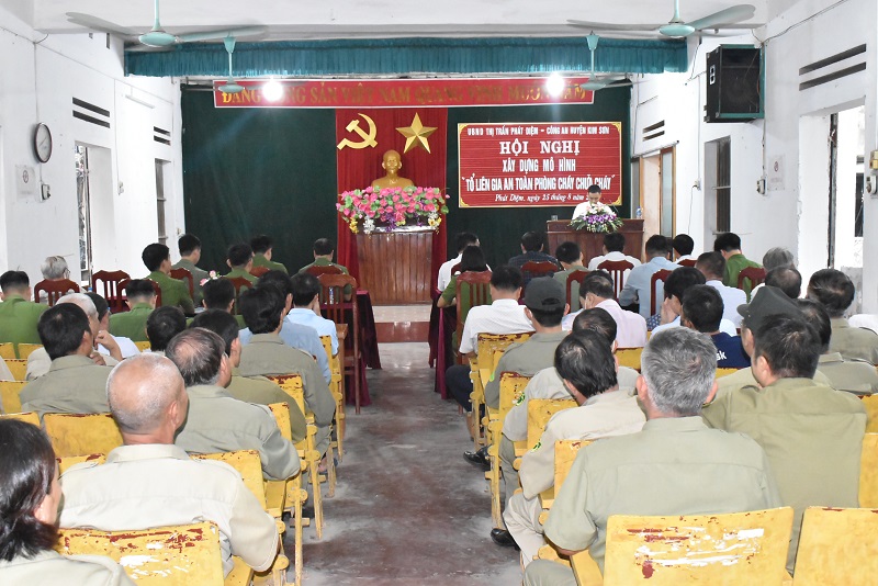 Thị trấn Phát Diệm, huyện Kim Sơn tổ chức Hội nghị ra mắt mô hình “Tổ liên gia an toàn PCCC”