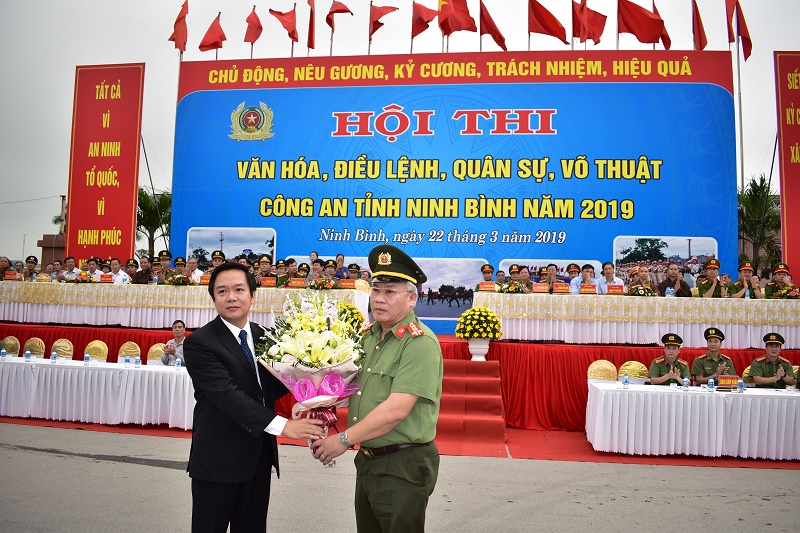 Công an tỉnh tổ chức Hội thi văn hoá, điều lệnh, quân sự, võ thuật  Công an Ninh Bình năm 2019