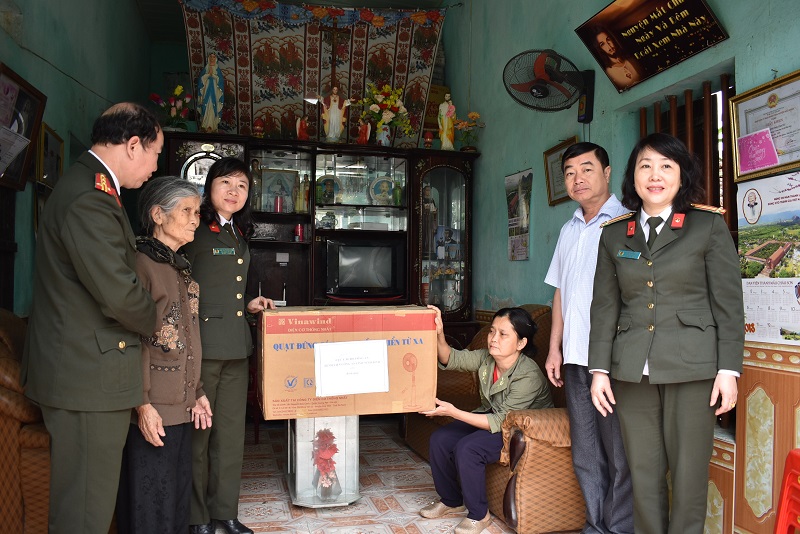 Chung sức vì cuộc sống cộng đồng góp phần  xây dựng nông thôn mới tại xã Phú Sơn, huyện Nho Quan