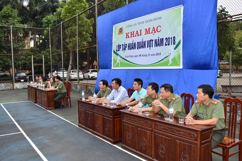 Công an tỉnh tổ chức Khai mạc lớp tập huấn quần vợt năm 2018