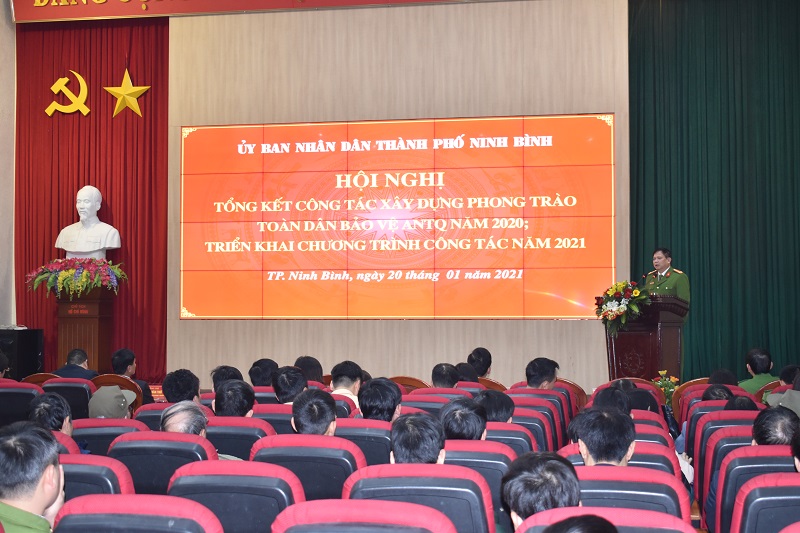 UBND thành phố Ninh Bình tổ chức hội nghị tổng kết công tác xây dựng phong trào toàn dân bảo vệ ANTQ năm 2020, triển khai chương trình công tác năm 2021