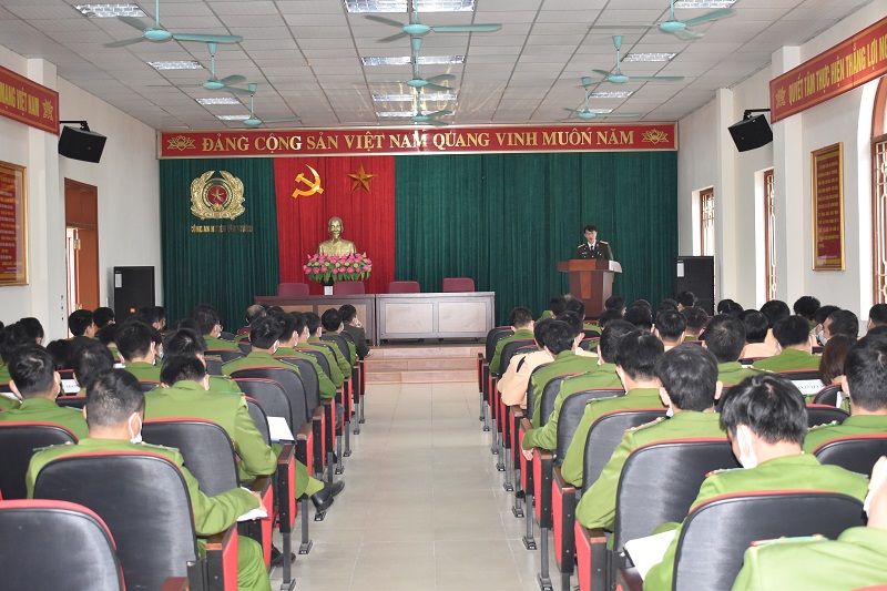 Công an huyện Yên Khánh tổ chức tập huấn công tác bầu cử Đại biểu Quốc hội khoá XV và Đại biểu HĐND các cấp nhiệm kỳ 2021 – 2026.